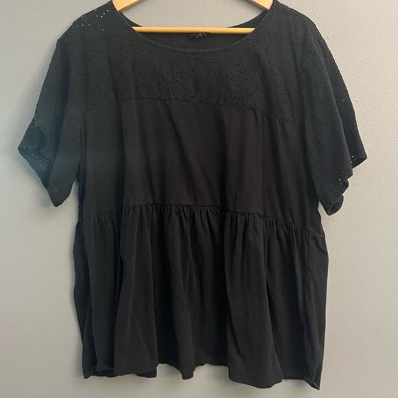 Torrid Tiered Top - Picture 1 of 3